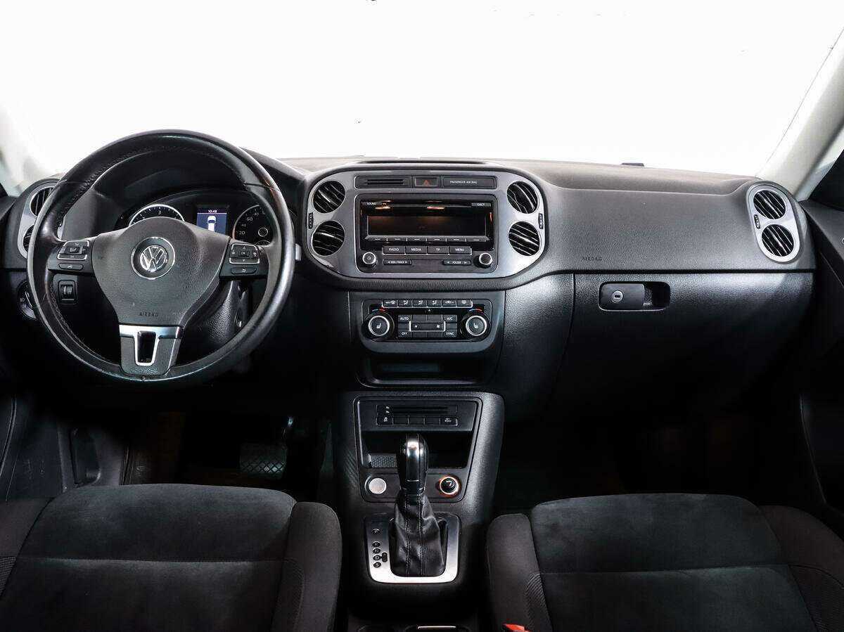 Купить Volkswagen Tiguan с пробегом. Фото: #9
