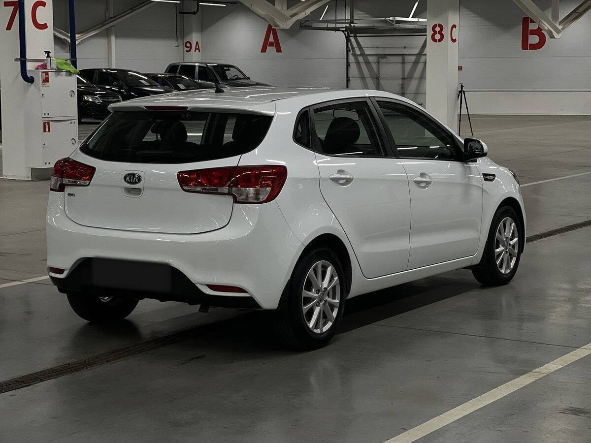 Купить Kia Rio с пробегом. Фото: #4