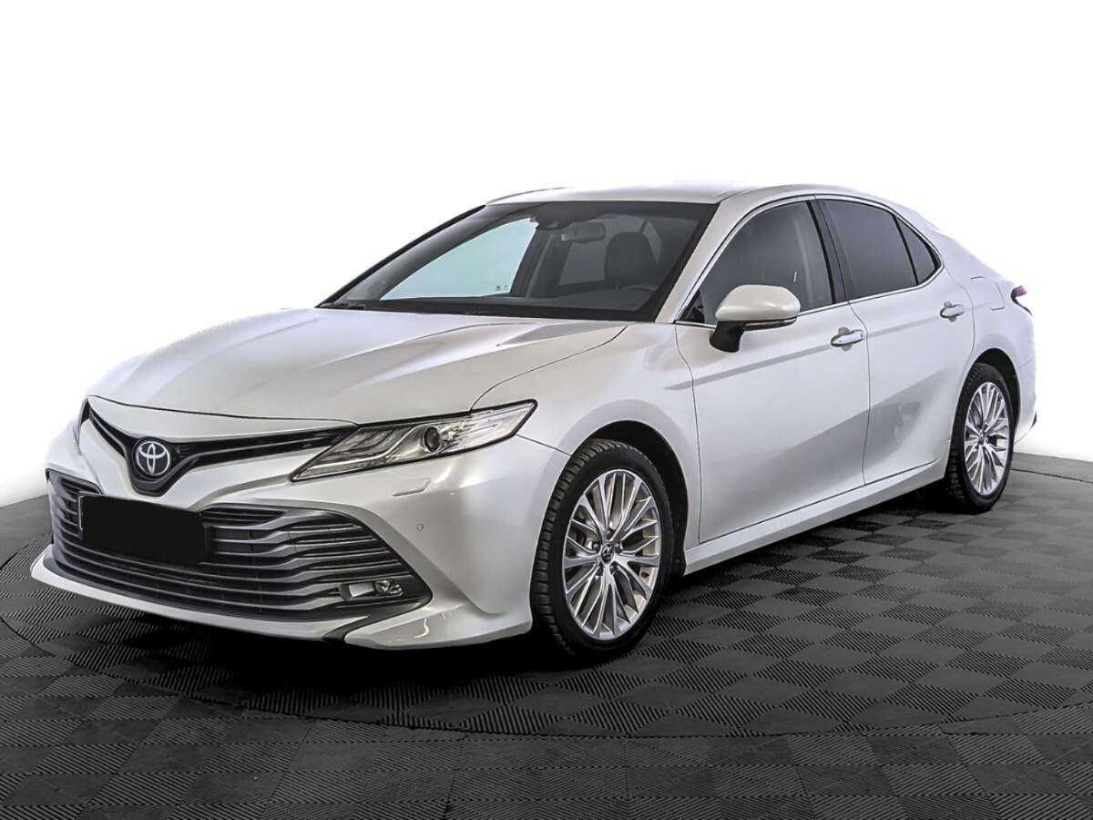 Купить Toyota Camry с пробегом. Посмотреть фото