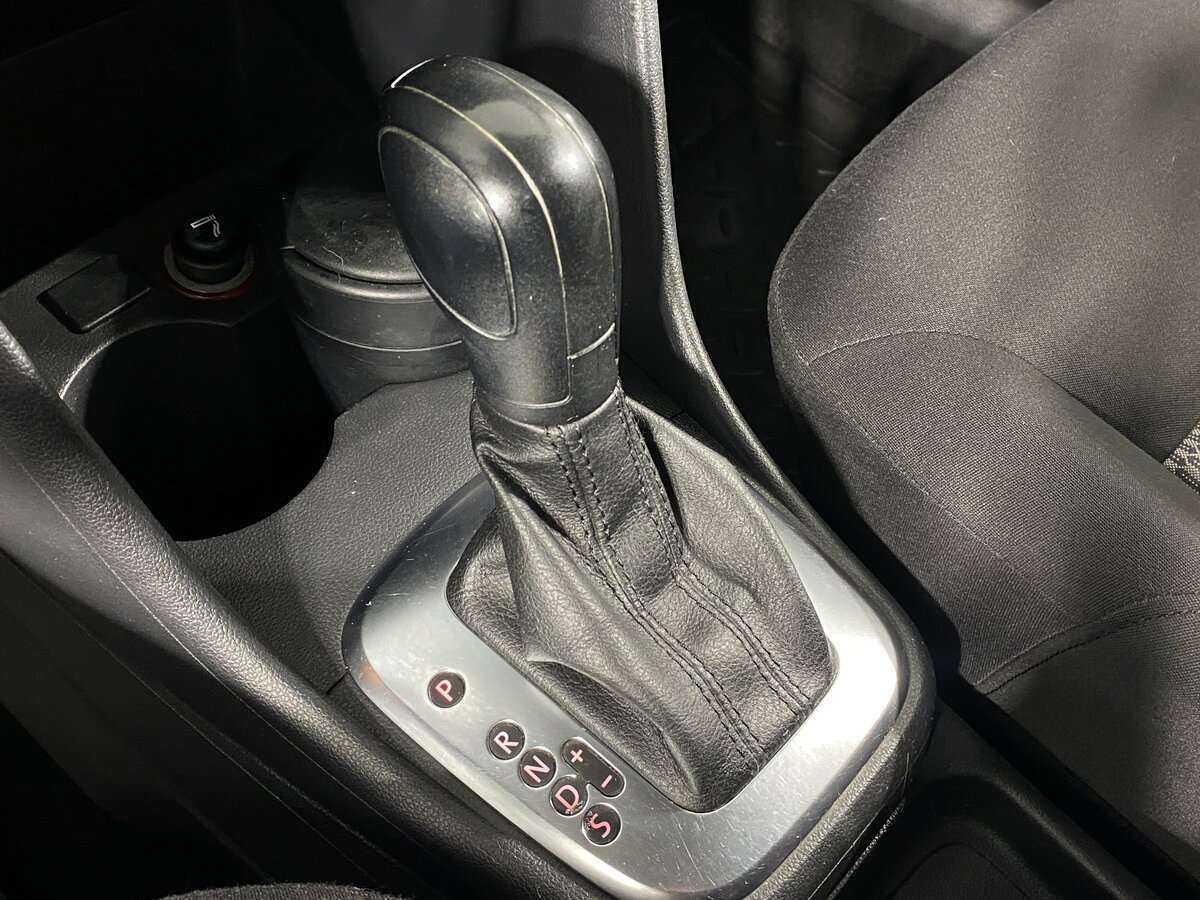 Купить Volkswagen Polo с пробегом. Фото: #11