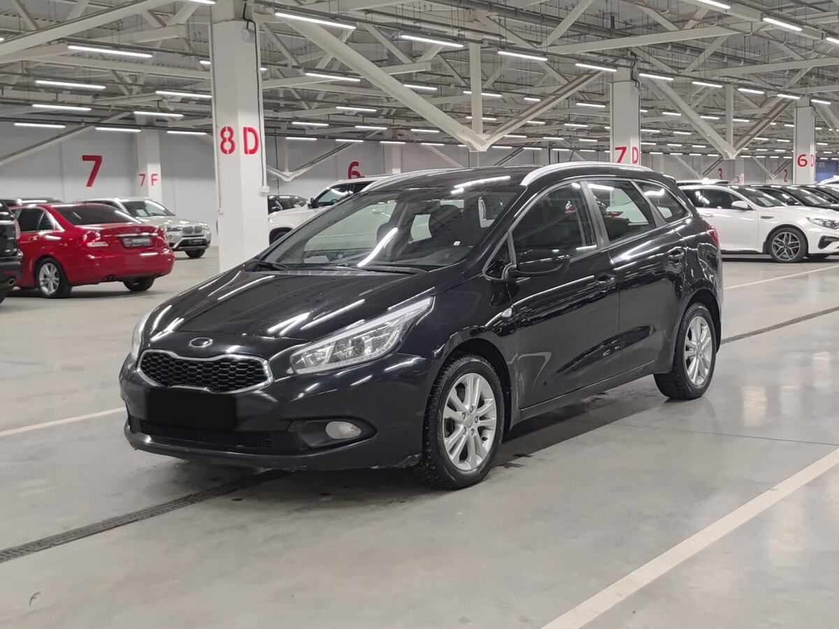 Купить Kia Ceed с пробегом. Посмотреть фото