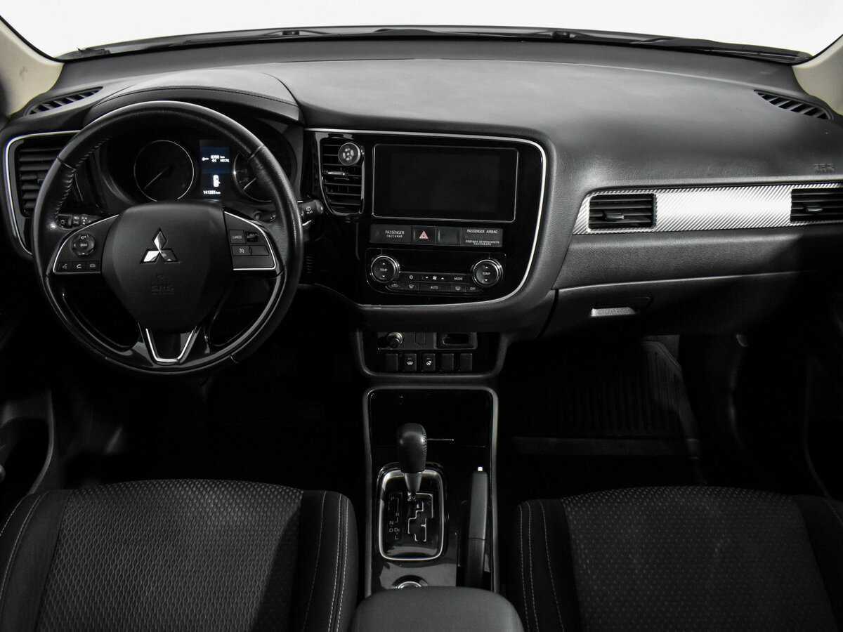 Купить Mitsubishi Outlander с пробегом. Фото: #13