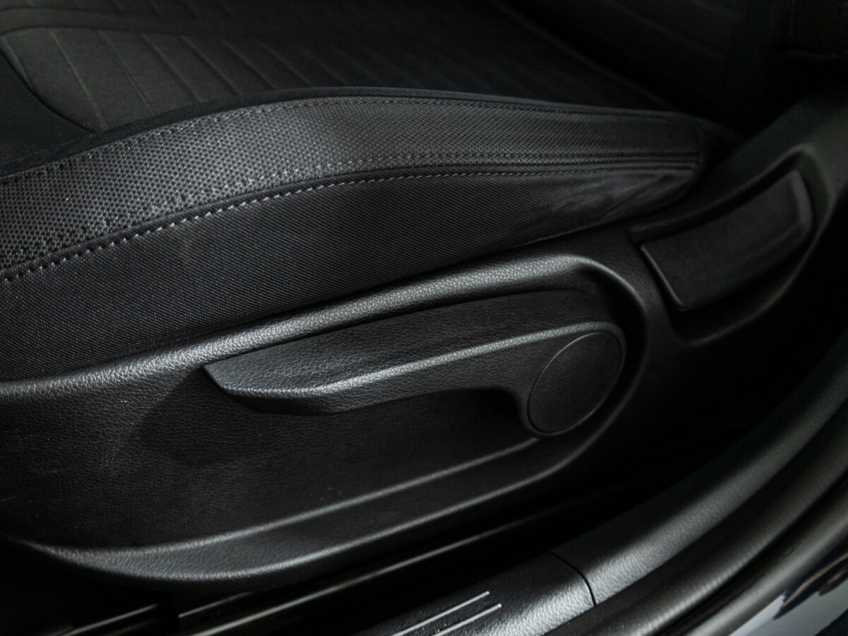 Купить Kia K5 с пробегом. Фото: #21