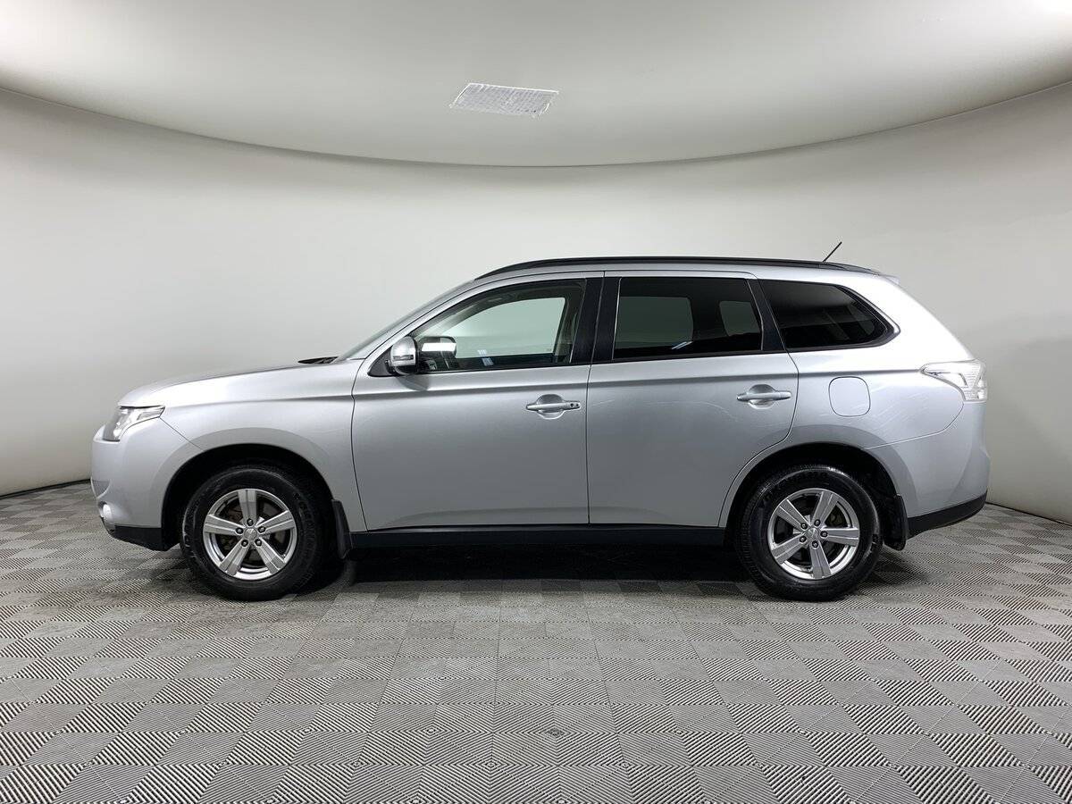 Купить Mitsubishi Outlander с пробегом. Фото: #7