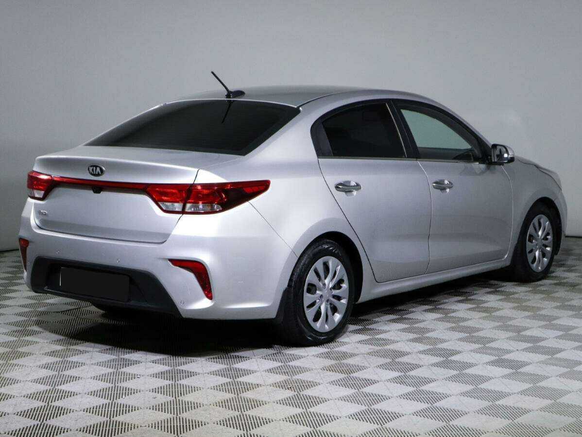 Купить Kia Rio с пробегом. Фото: #4