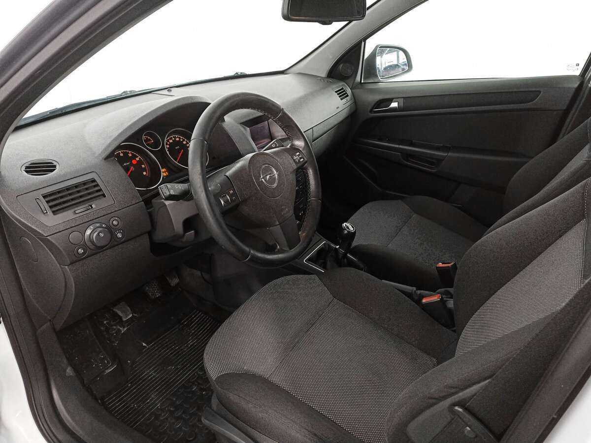 Купить Opel Astra с пробегом. Фото: #13