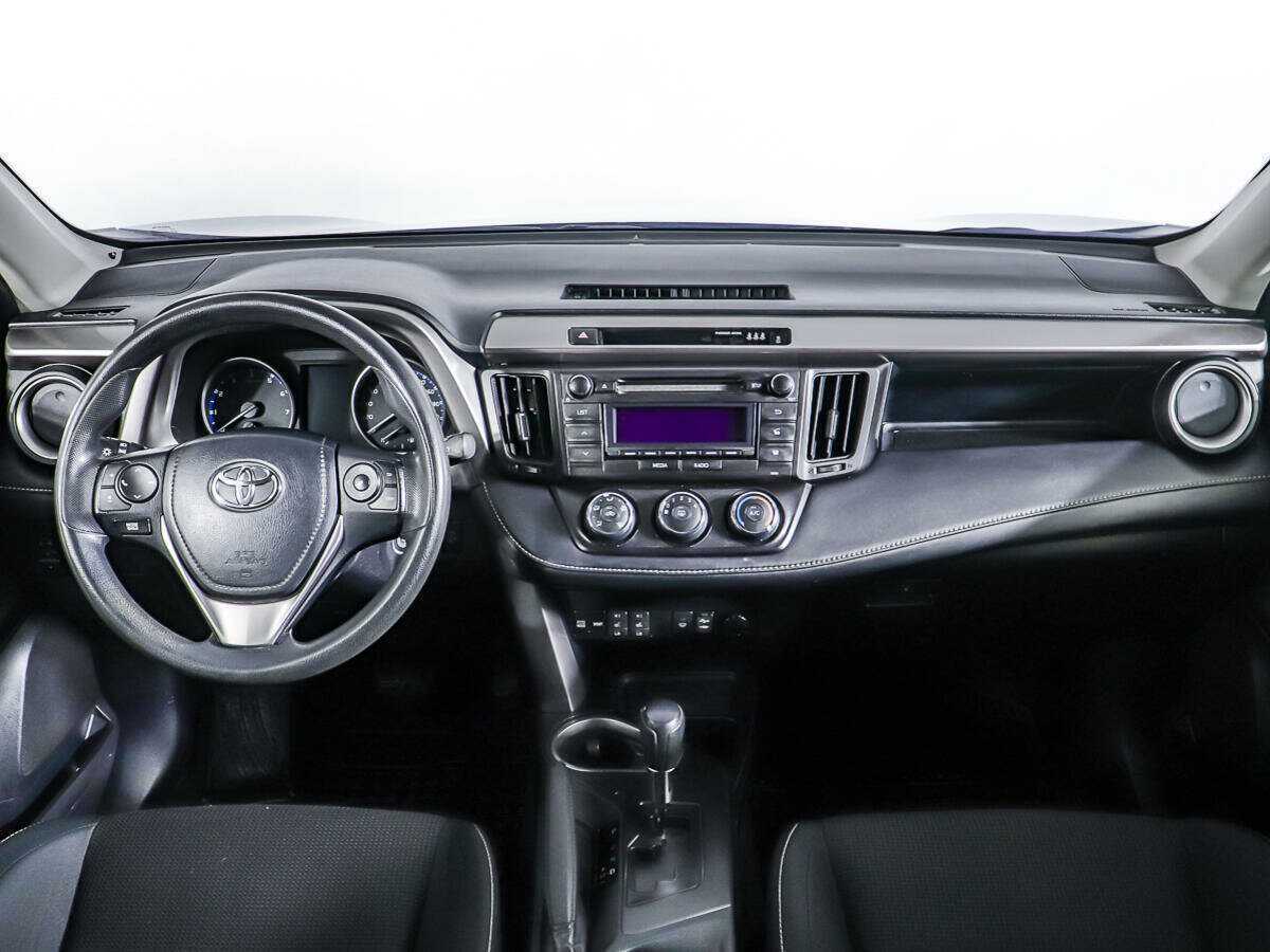 Купить Toyota RAV4 с пробегом. Фото: #10