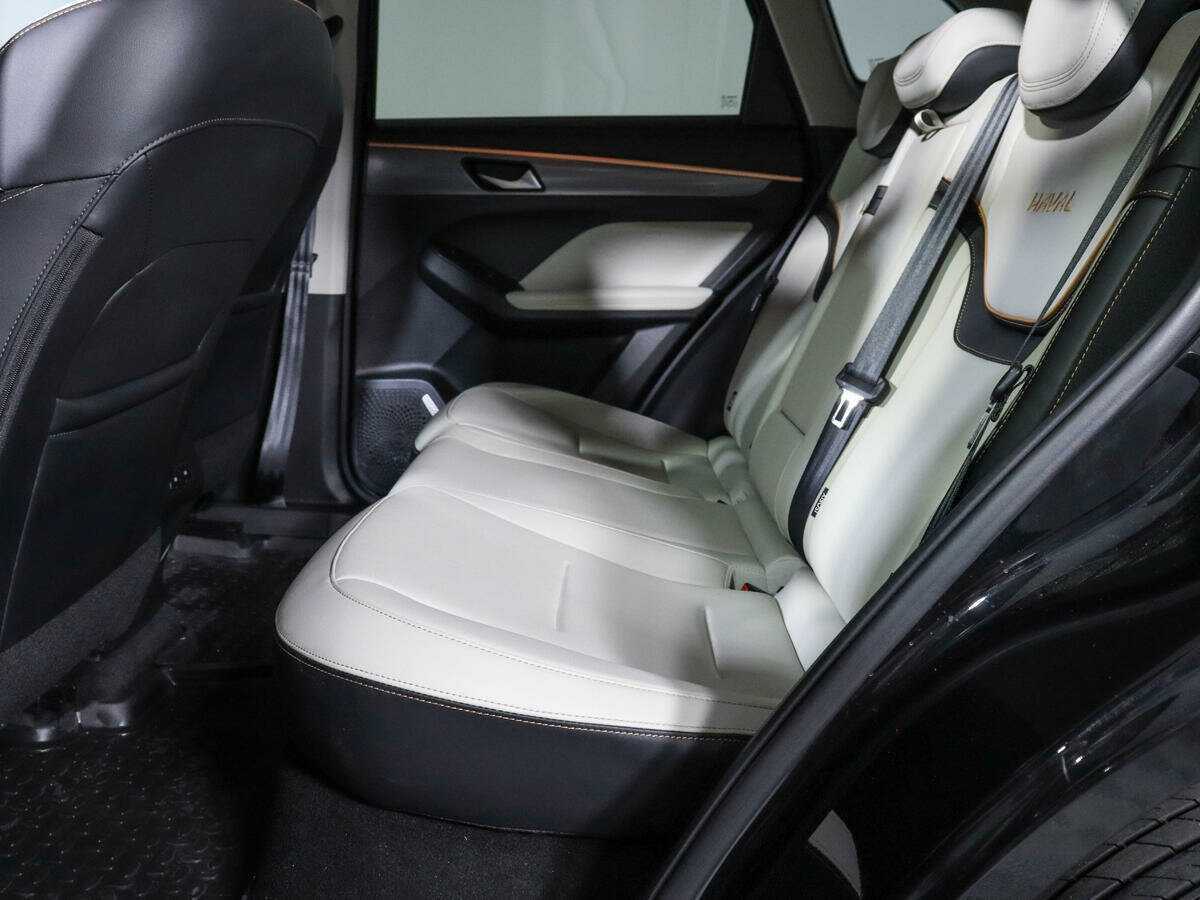 Купить Haval Jolion с пробегом. Фото: #9