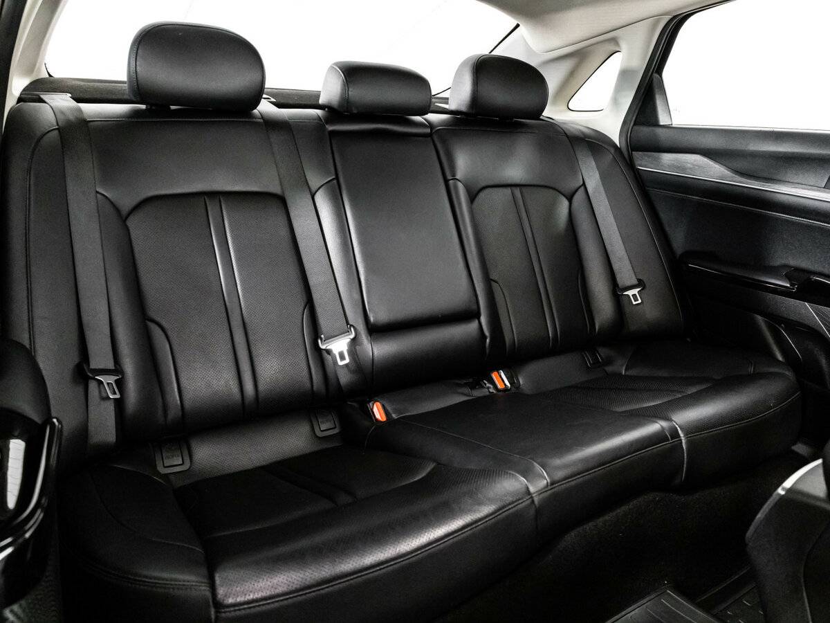 Купить Kia K5 с пробегом. Фото: #17