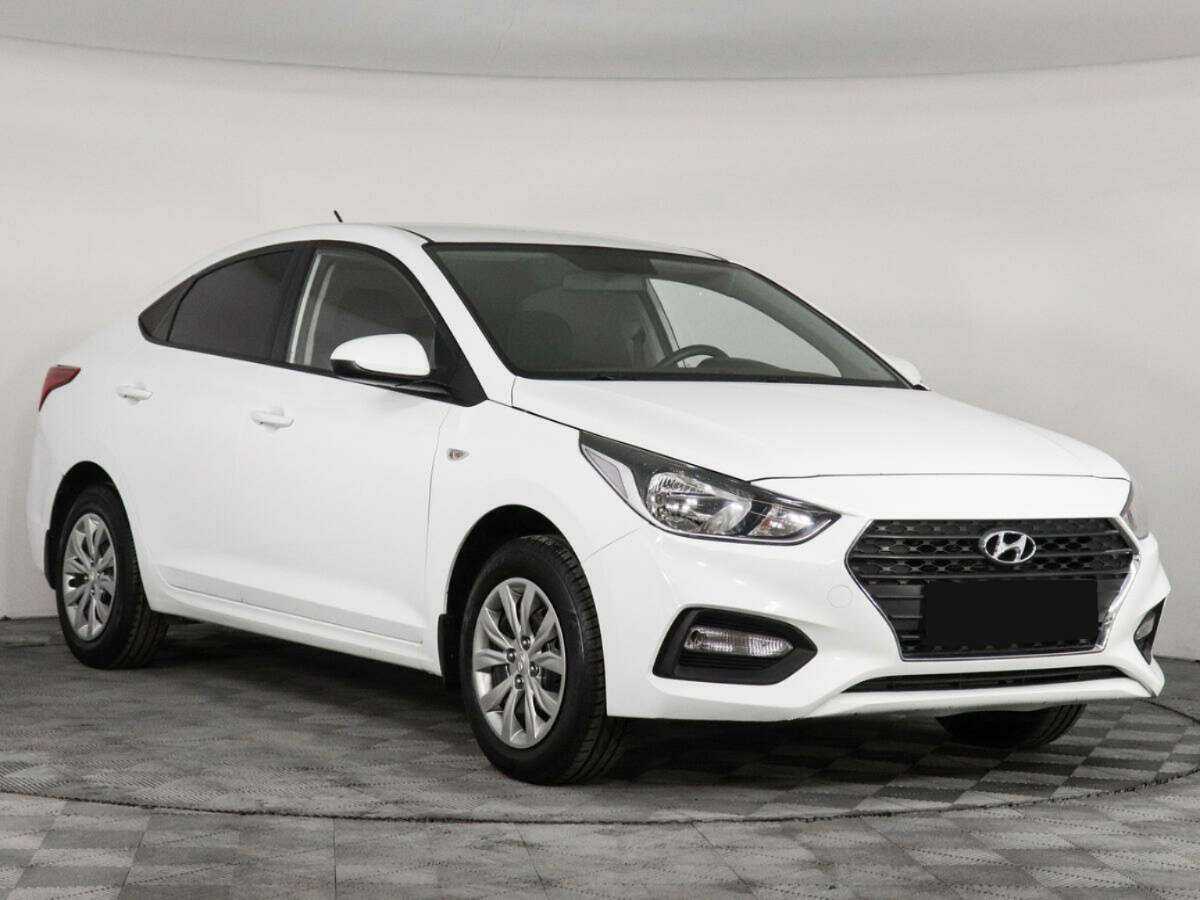 Купить Hyundai Solaris с пробегом. Фото: #2