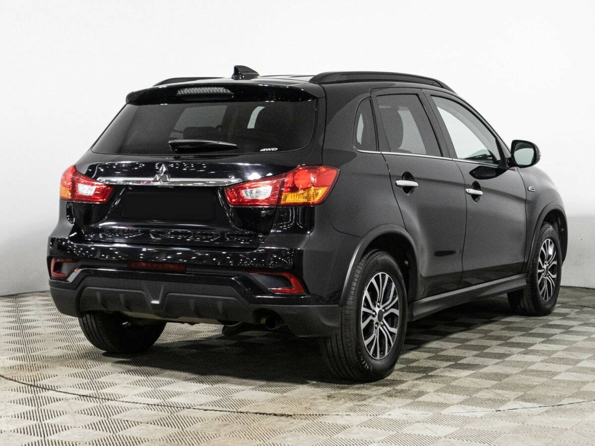 Купить Mitsubishi ASX с пробегом. Фото: #4