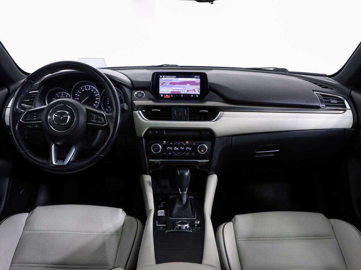 Купить Mazda 6 с пробегом. Фото: #9