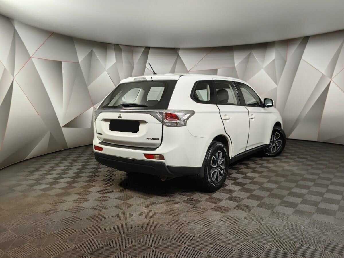 Купить Mitsubishi Outlander с пробегом. Фото: #1
