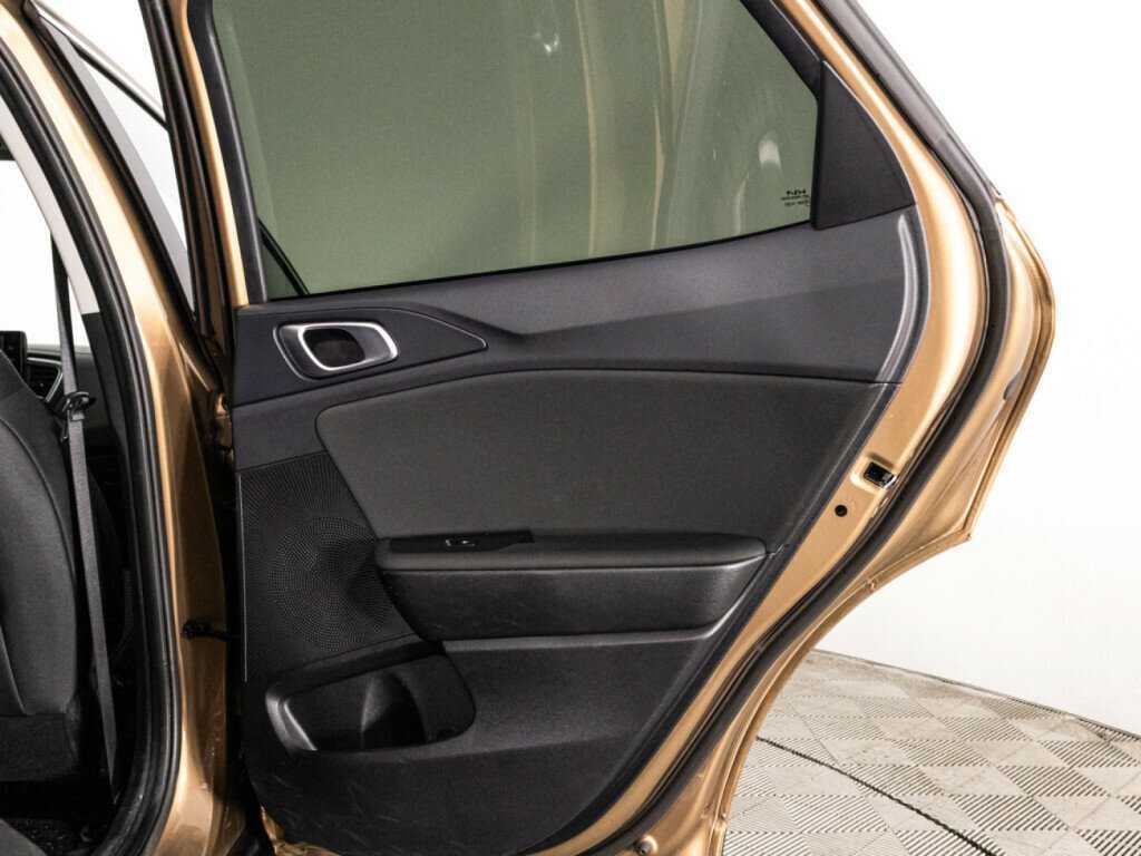 Купить Kia XCeed с пробегом. Фото: #27