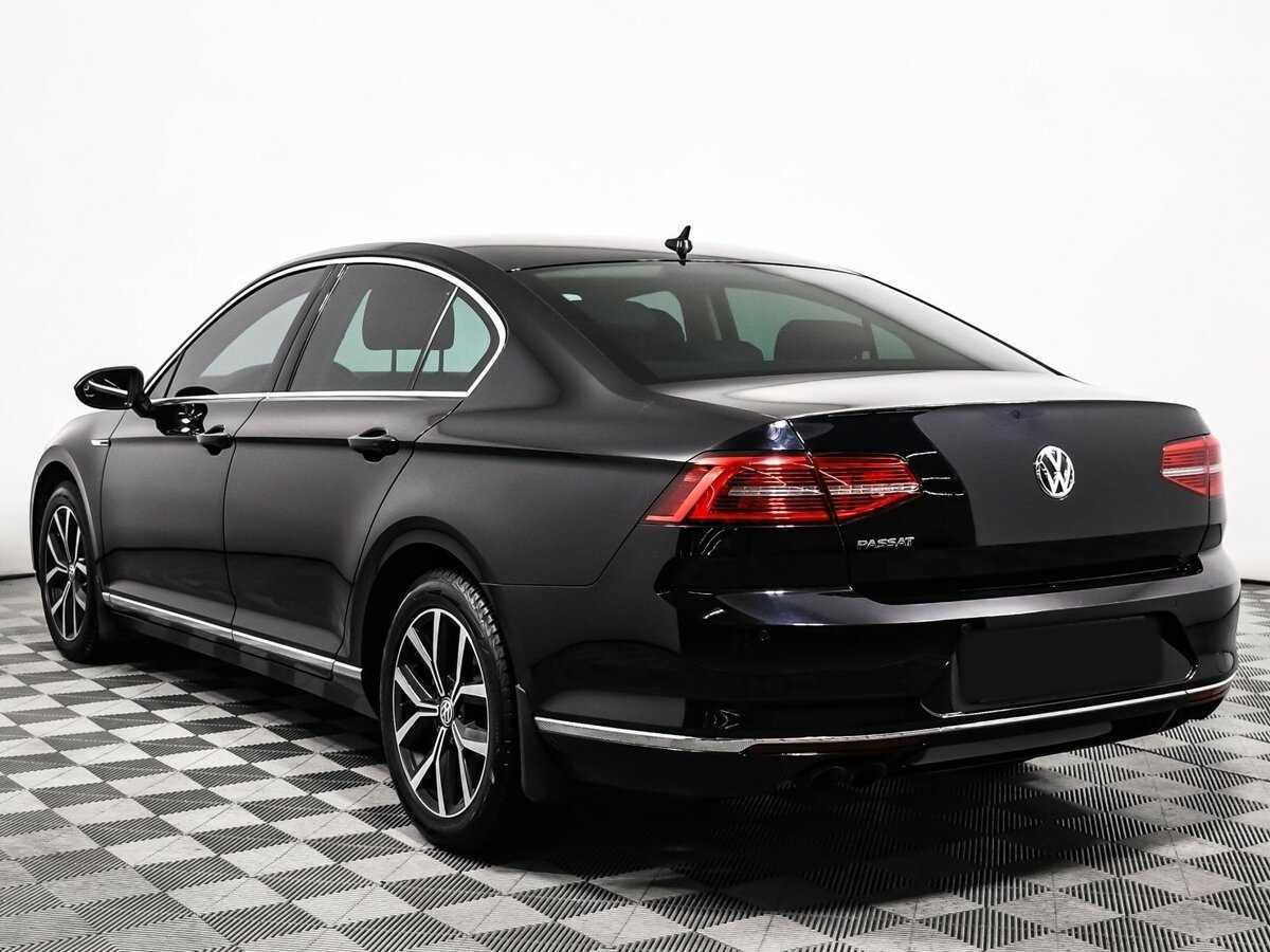 Купить Volkswagen Passat с пробегом. Фото: #6