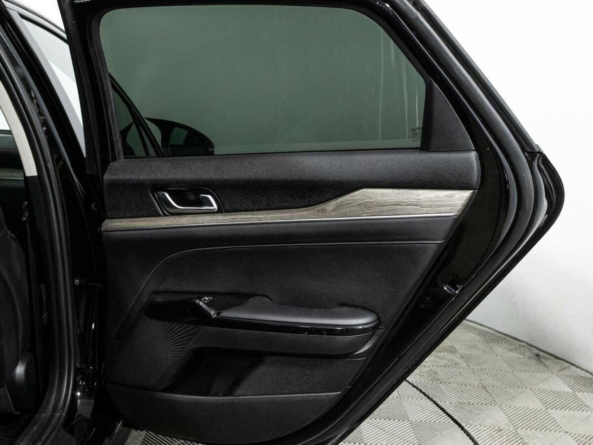 Купить Kia K5 с пробегом. Фото: #28