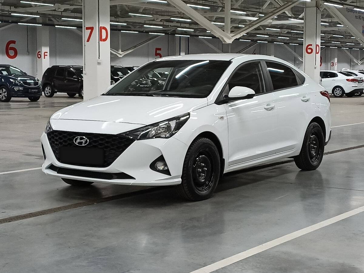 Купить Hyundai Solaris с пробегом. Посмотреть фото