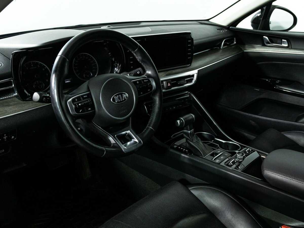 Купить Kia K5 с пробегом. Фото: #10