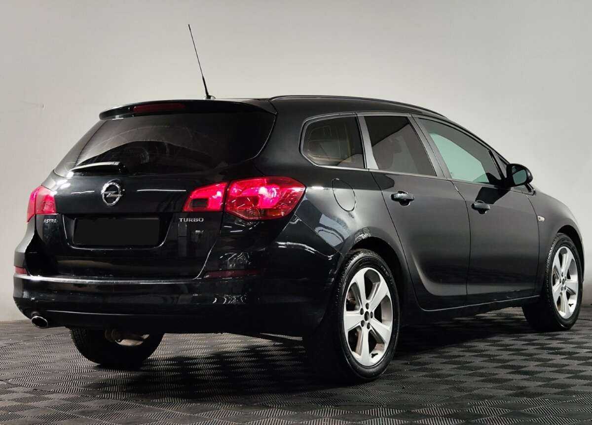 Купить Opel Astra с пробегом. Фото: #3