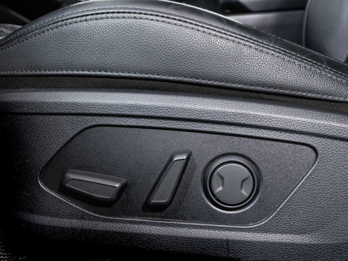 Купить Kia K5 с пробегом. Фото: #21