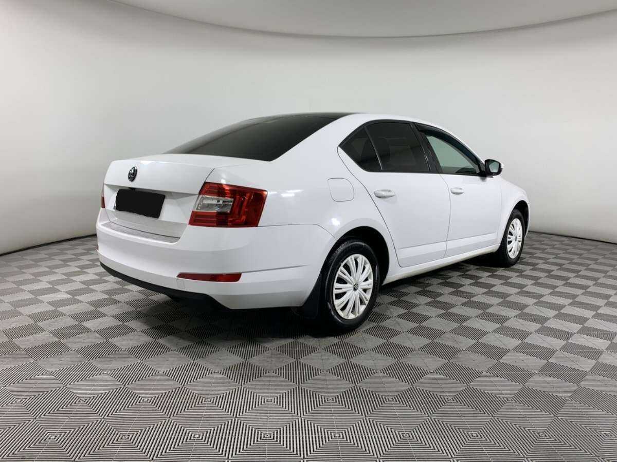 Купить Skoda Octavia с пробегом. Фото: #4