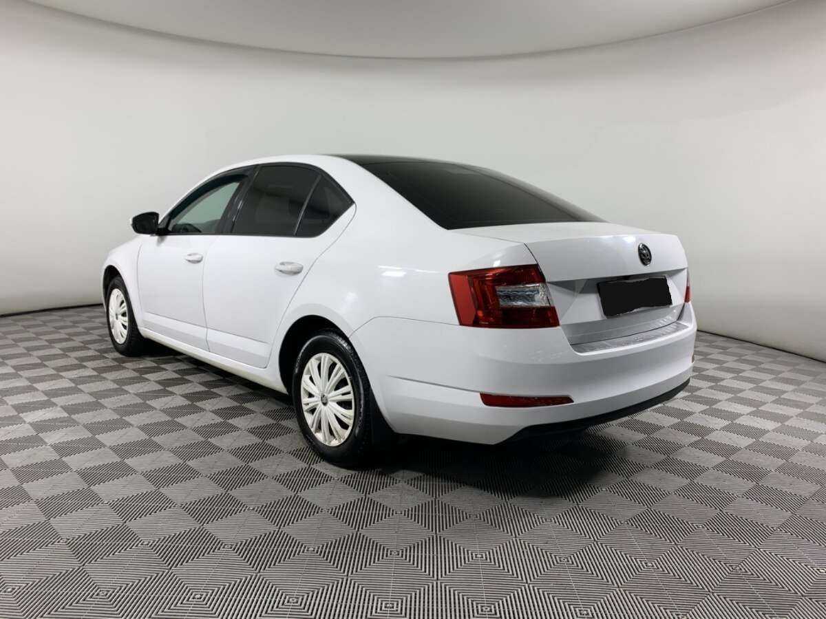 Купить Skoda Octavia с пробегом. Фото: #6