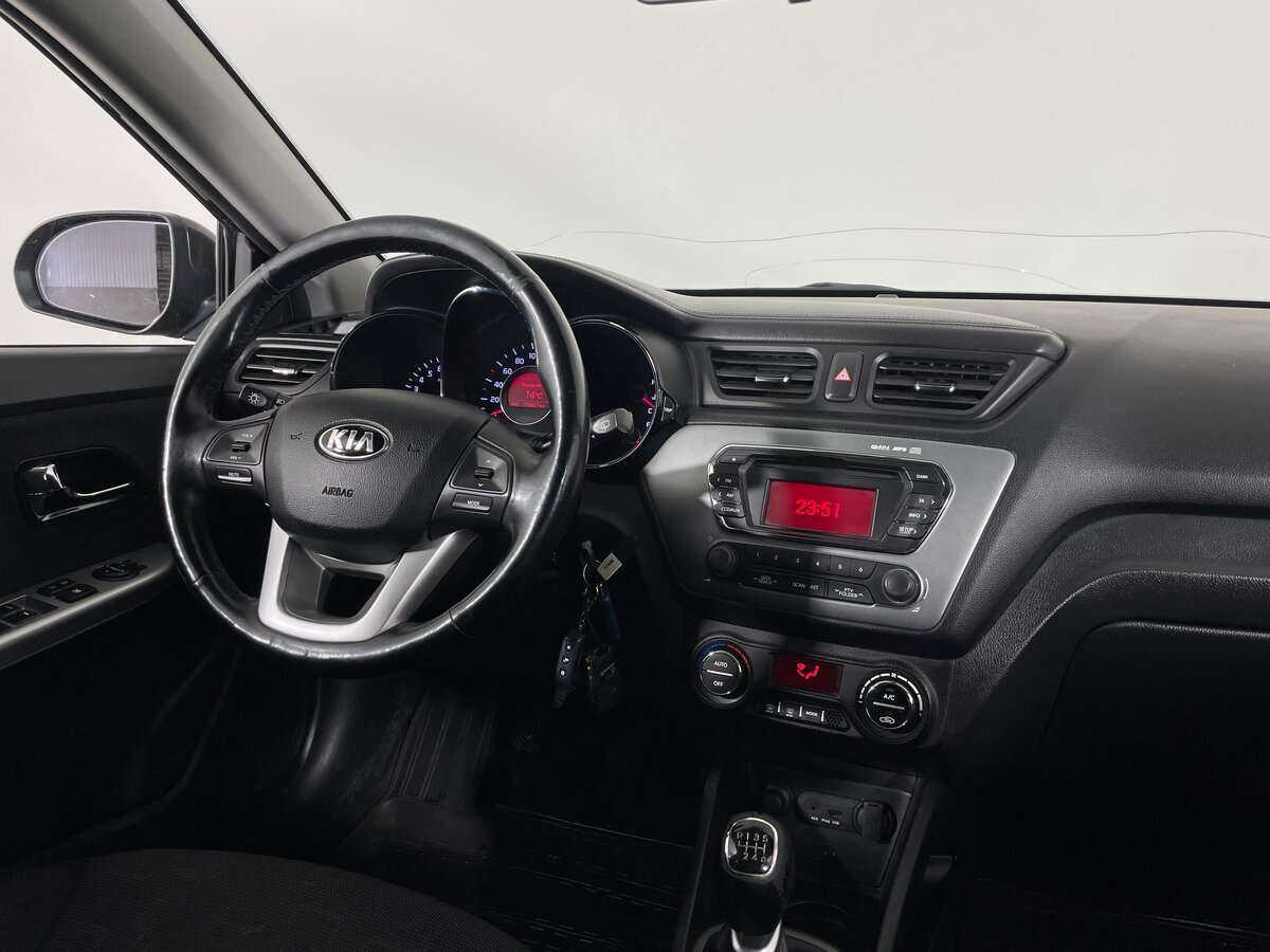 Купить Kia Rio с пробегом. Фото: #11
