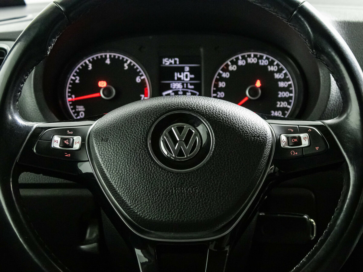 Купить Volkswagen Polo с пробегом. Фото: #9