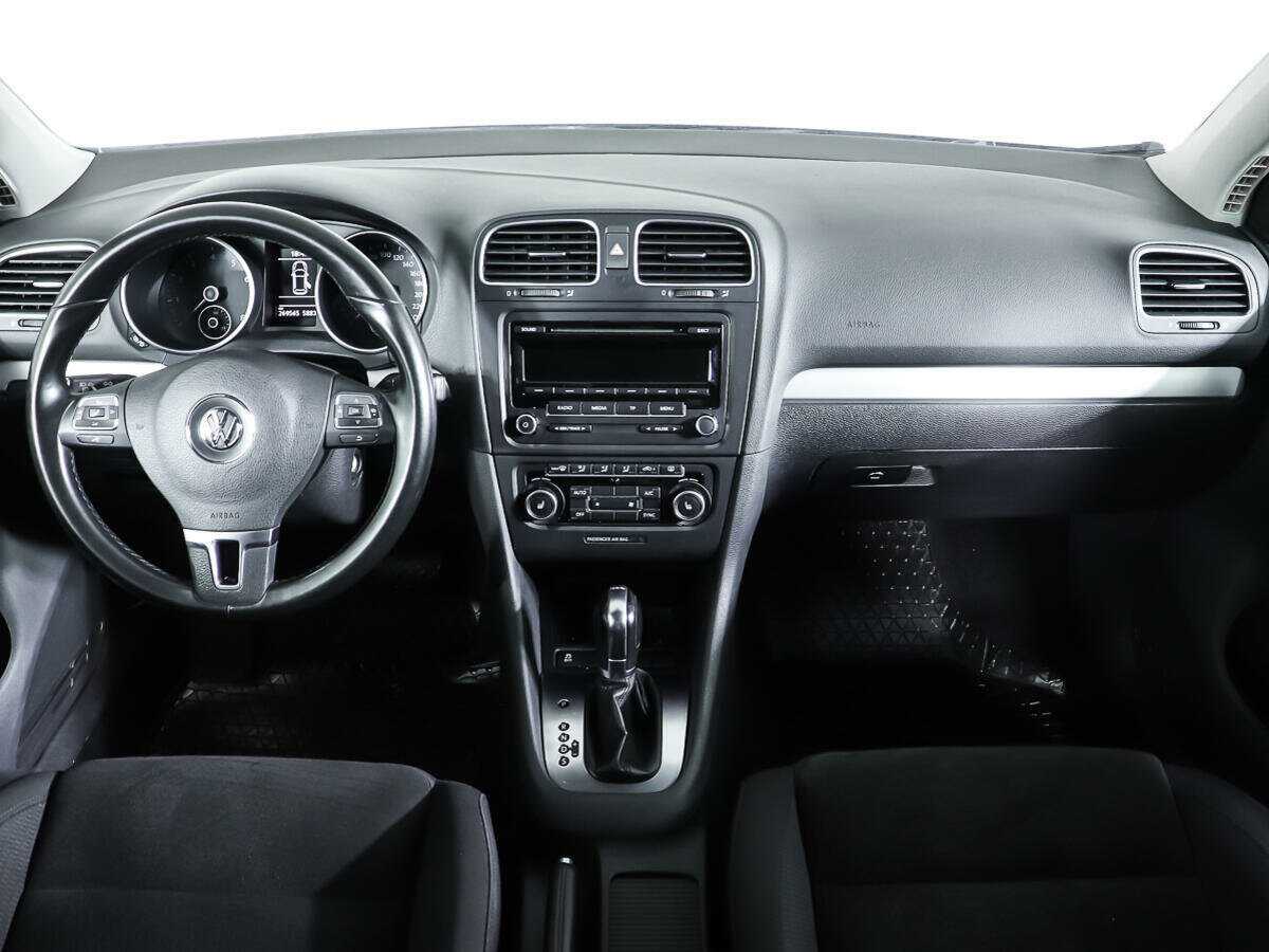 Купить Volkswagen Golf с пробегом. Фото: #6