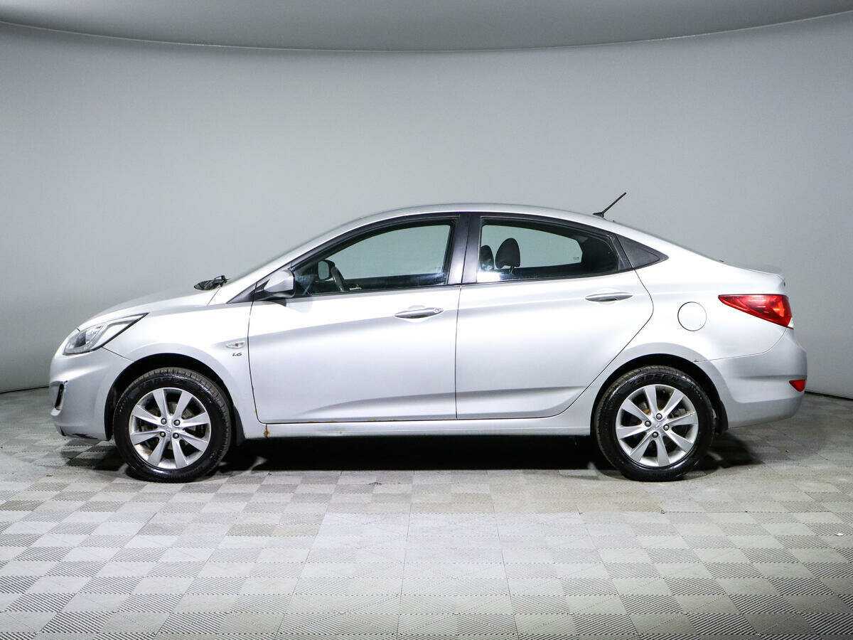 Купить Hyundai Solaris с пробегом. Фото: #7