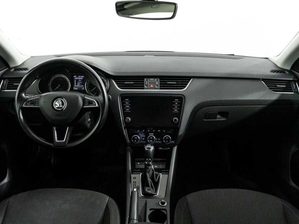 Купить Skoda Octavia с пробегом. Фото: #12