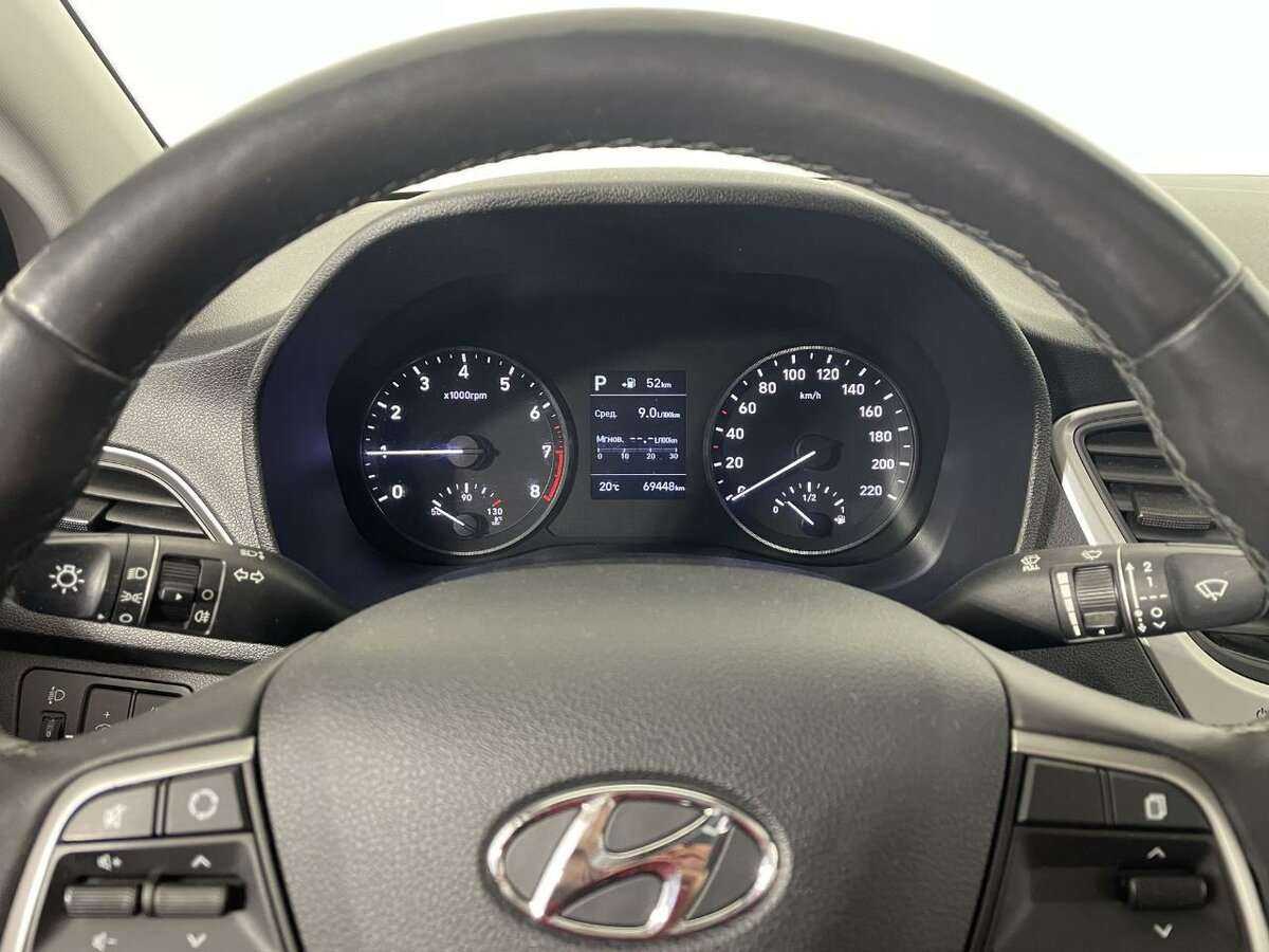 Купить Hyundai Solaris с пробегом. Фото: #10