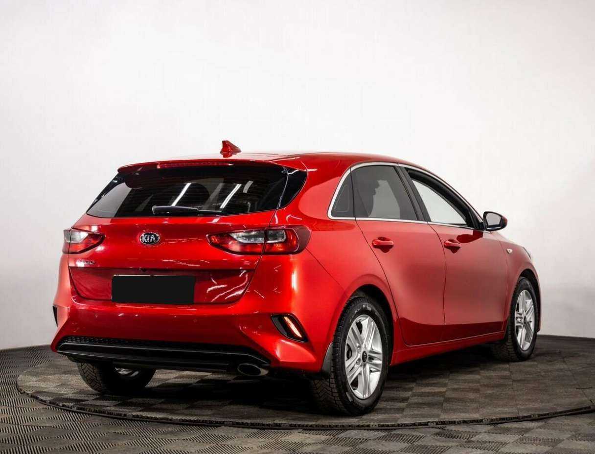 Купить Kia Ceed с пробегом. Фото: #5