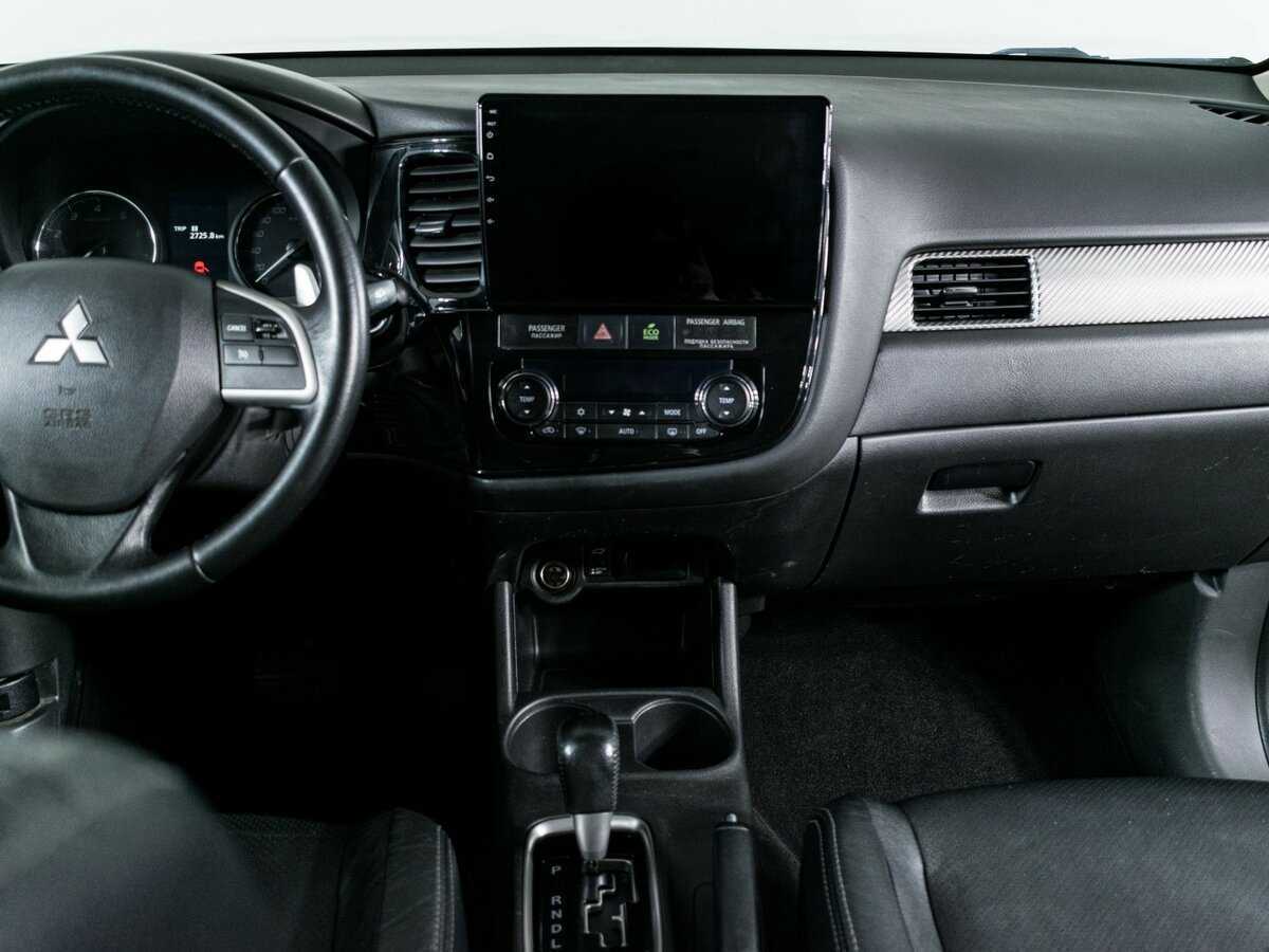Купить Mitsubishi Outlander с пробегом. Фото: #9