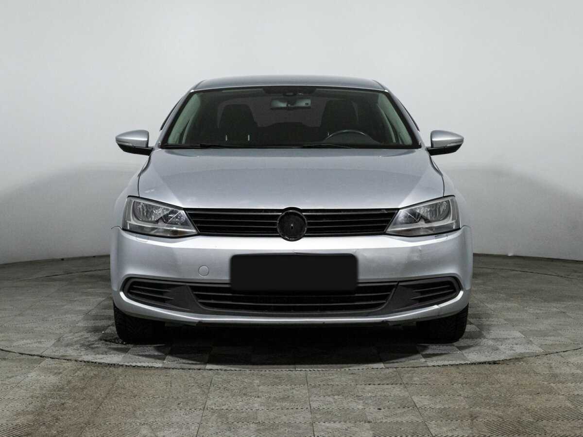 Купить Volkswagen Jetta с пробегом. Фото: #1