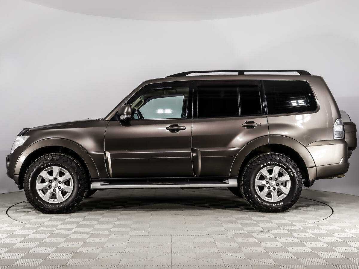 Купить Mitsubishi Pajero с пробегом. Фото: #7