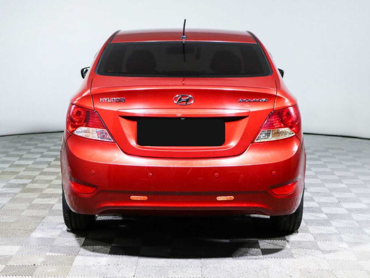 Купить Hyundai Solaris с пробегом. Фото: #4