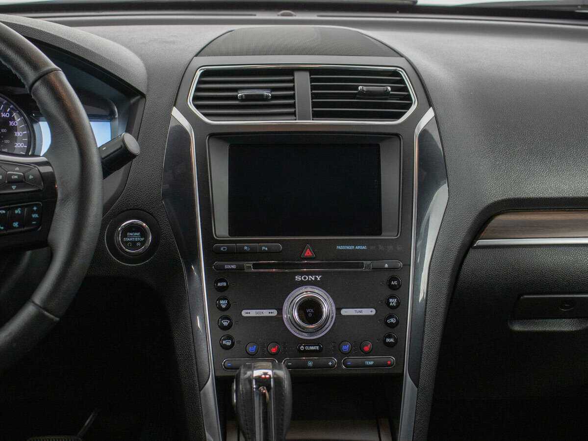 Купить Ford Explorer с пробегом. Фото: #14