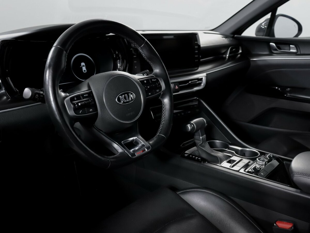 Купить Kia K5 с пробегом. Фото: #12