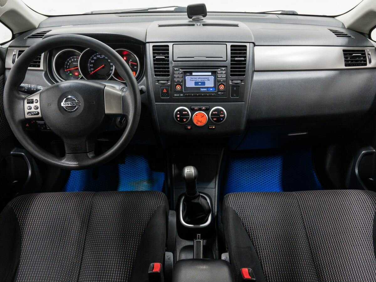 Купить Nissan Tiida с пробегом. Фото: #10