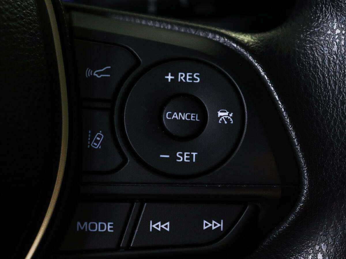 Купить Toyota Corolla с пробегом. Фото: #21