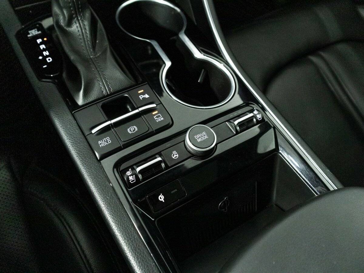 Купить Kia K5 с пробегом. Фото: #23