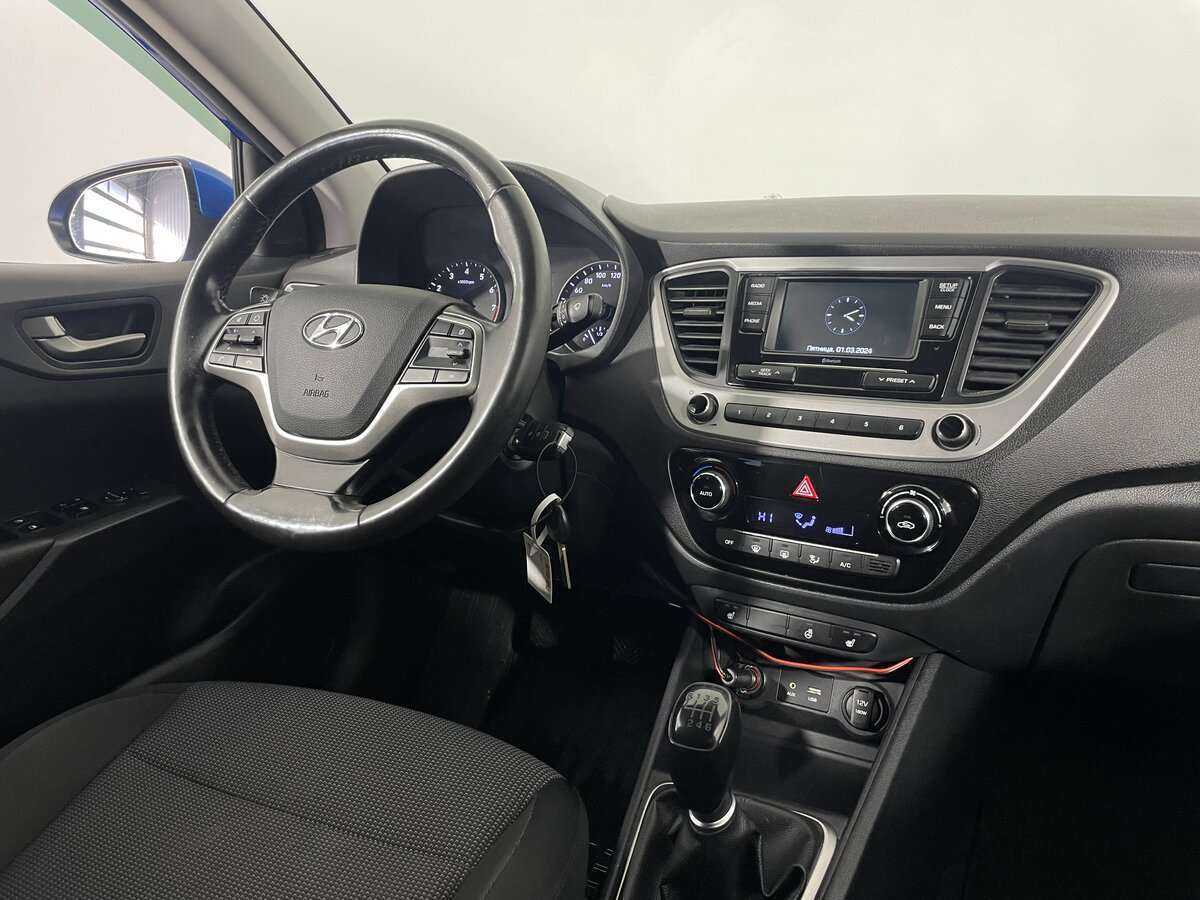 Купить Hyundai Solaris с пробегом. Фото: #7