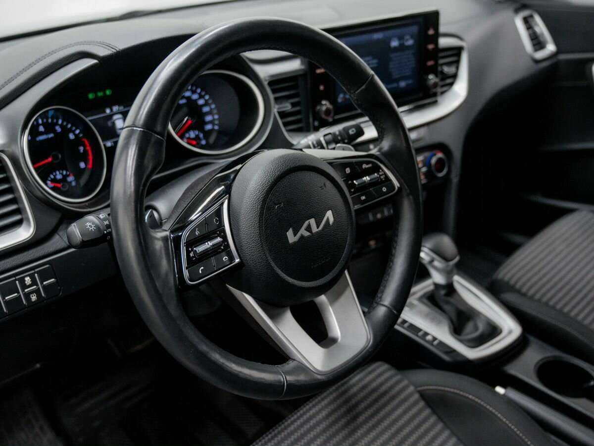 Купить Kia XCeed с пробегом. Фото: #17