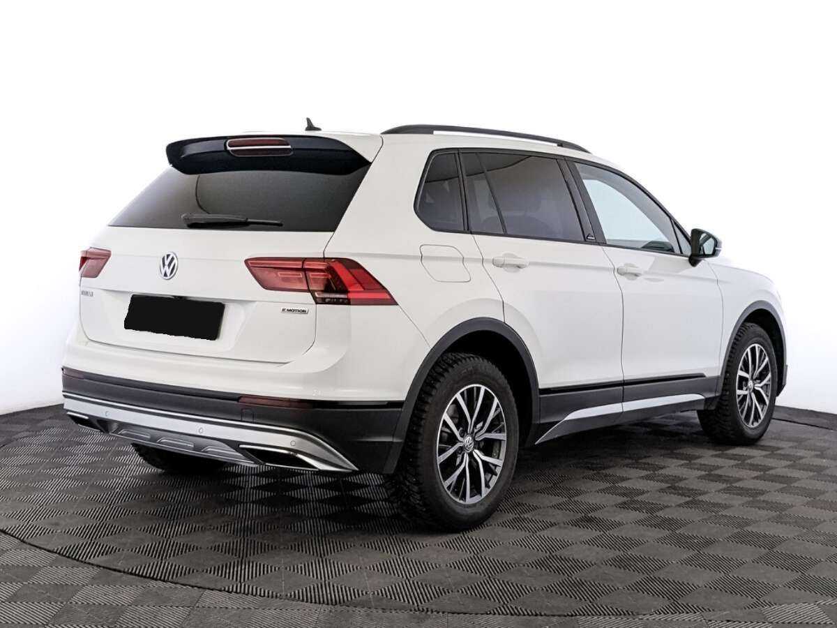 Купить Volkswagen Tiguan с пробегом. Фото: #4