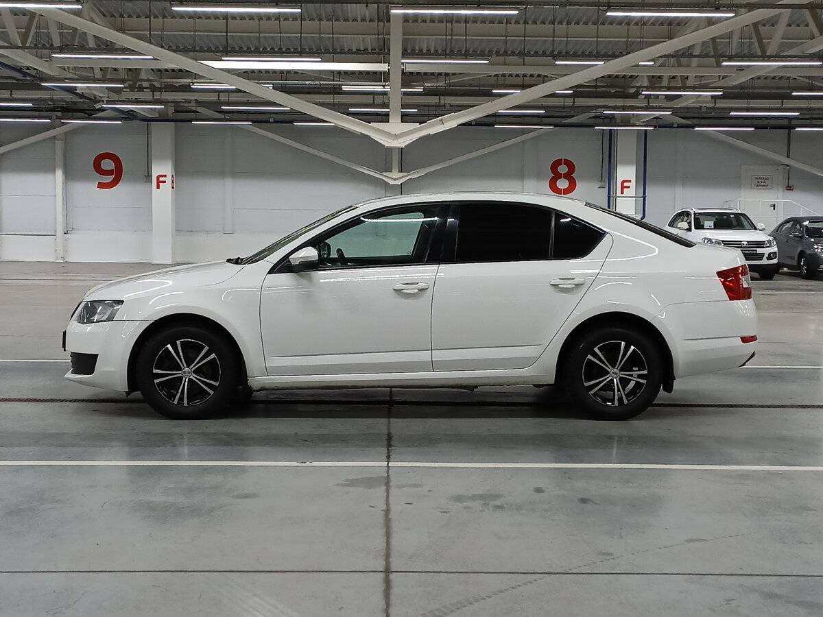 Купить Skoda Octavia с пробегом. Фото: #7
