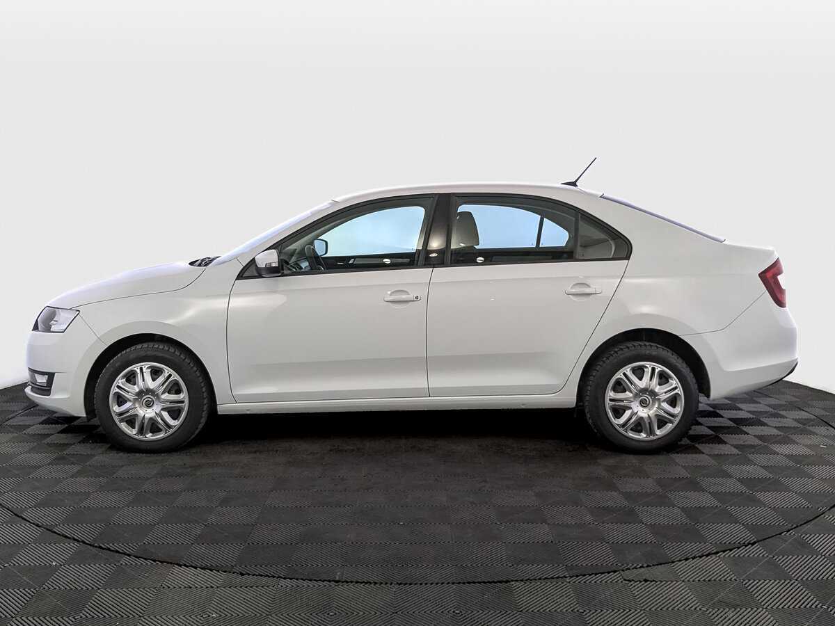 Купить Skoda Rapid с пробегом. Фото: #7