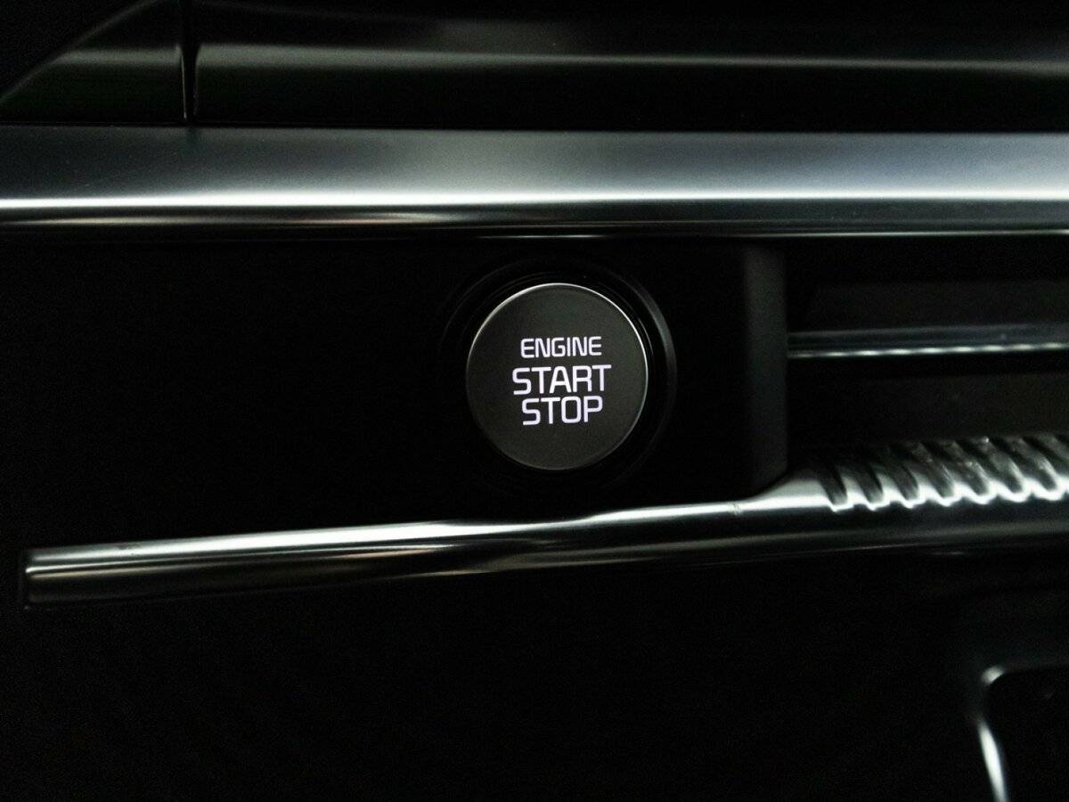 Купить Kia K5 с пробегом. Фото: #23