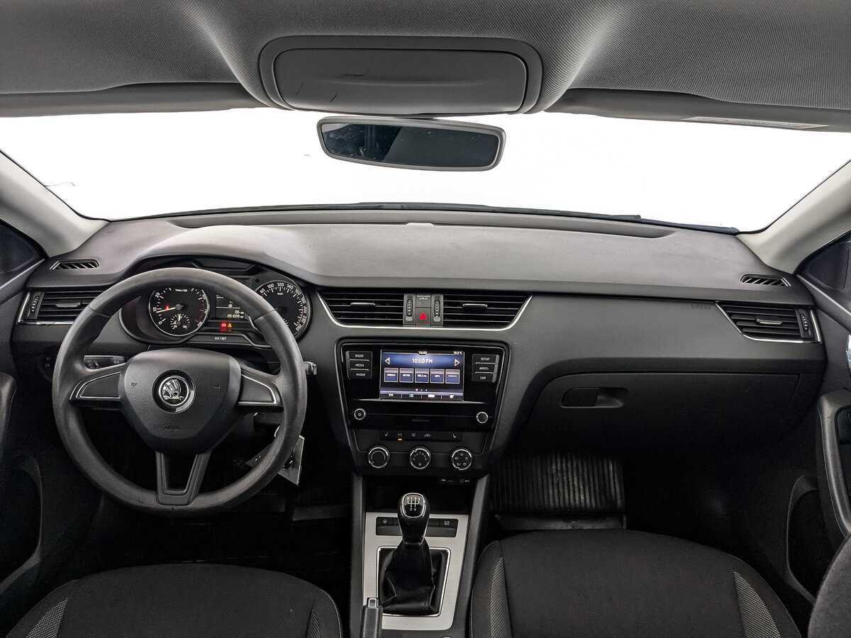 Купить Skoda Octavia с пробегом. Фото: #9
