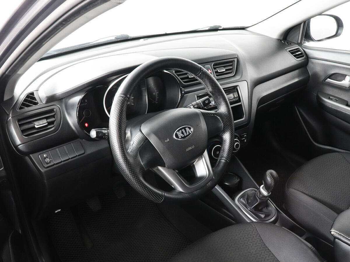 Купить Kia Rio с пробегом. Фото: #4